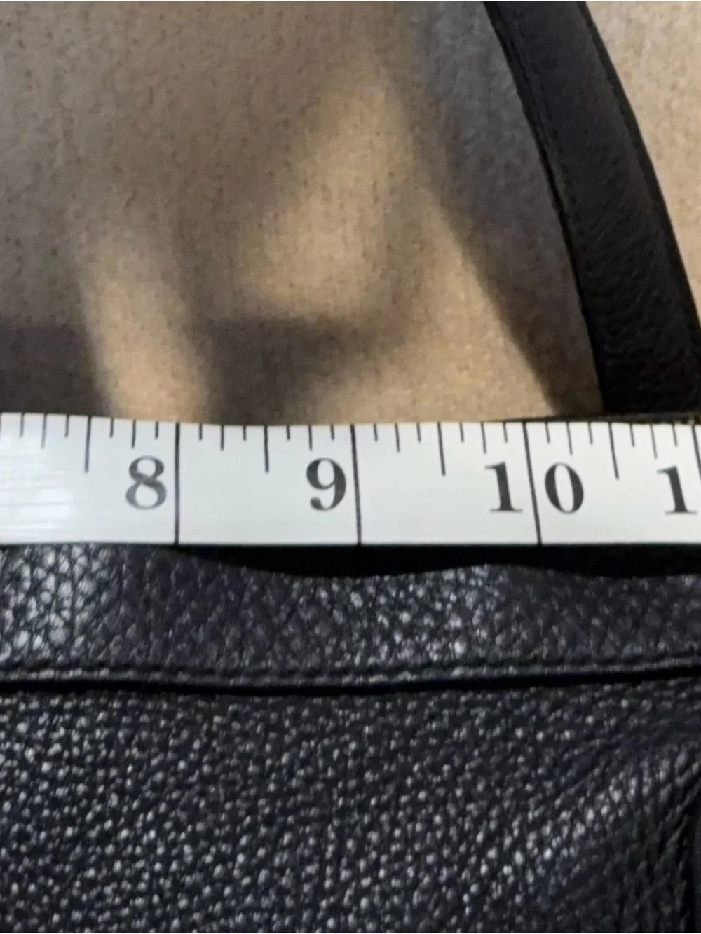 Gucci Black Pebbled Leather Embossed Double G Detail